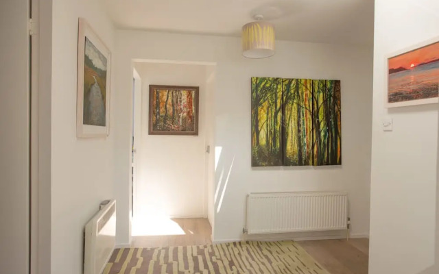 KnoydART Guest House