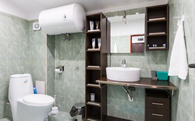 FM Luxury 1-BDR Apartment - Milena's