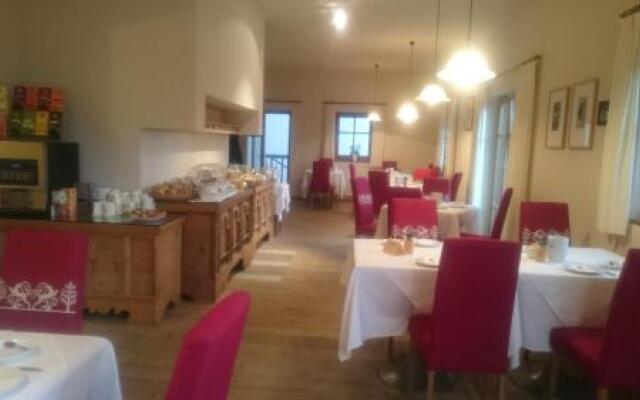 Hotel Garni Hirschen