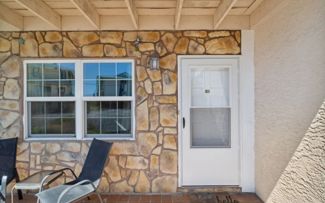 Woodland Shores Beach Resort by Panhandle Getaways