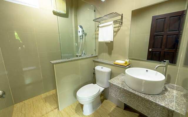 Avarin Resort