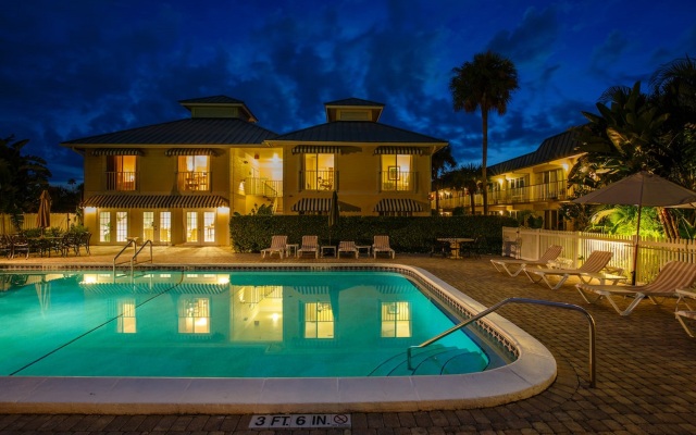 Naples Garden Inn