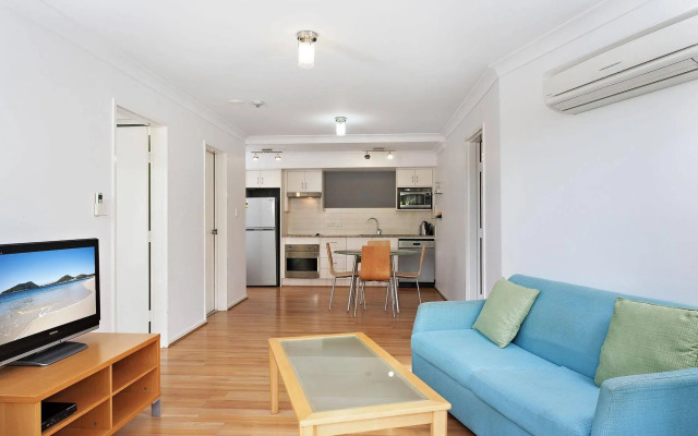 Shoal Bay Beachclub Apartments