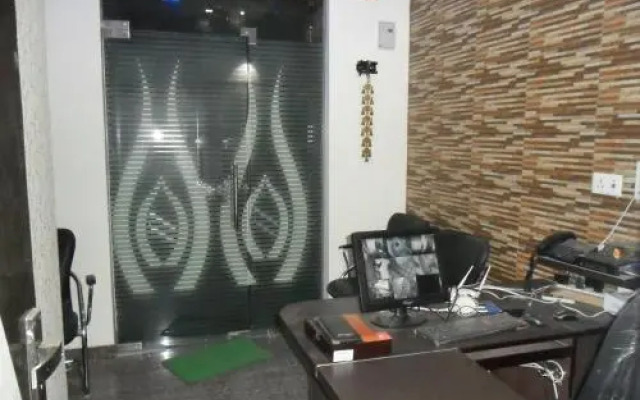 Raghav's Royal Residency