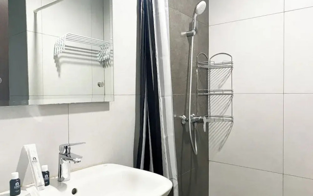 Monochromatic Studio At Lrt City Bekasi Apartment