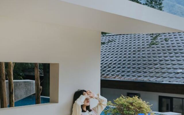 Juesu Hot Spring Hostel
