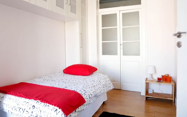 Bairro Alto Apartment by Rental4all