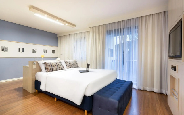 Mercure Sao Paulo Pamplona Hotel