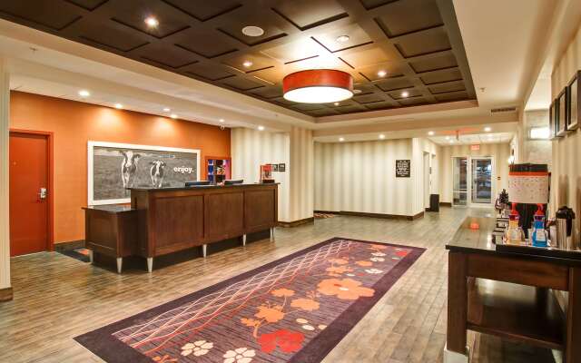 Hampton Inn & Suites by Hilton Red Deer