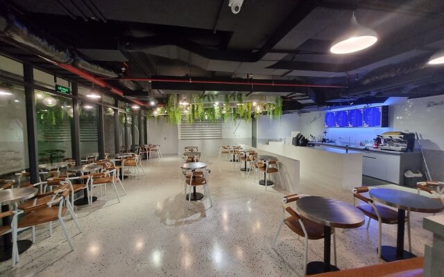 Lexington Apartments - Westlake