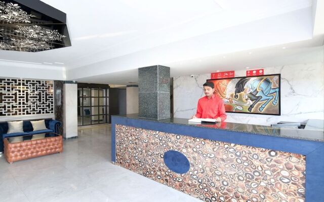 OYO 23498 Hotel Jane Royale