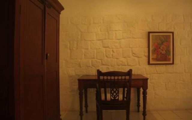 R M Guest House