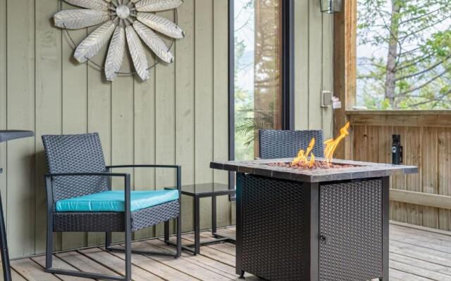 Chardonnay Chalet I Fireplace I Mountain View I TV