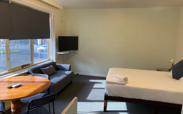 City Edge Serviced Apartments East Melbourne