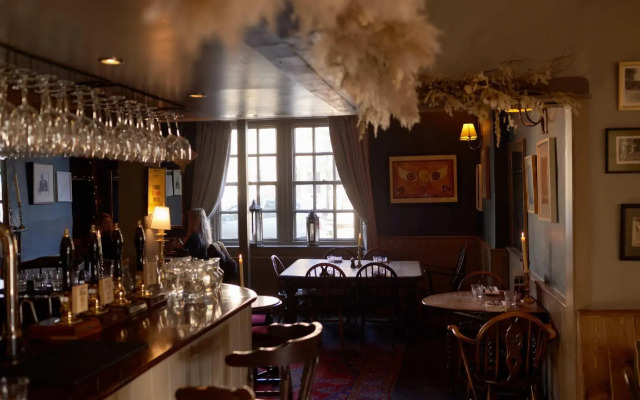The Grosvenor Arms