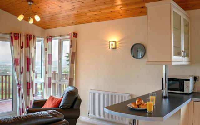 Whitsand Bay Lodge