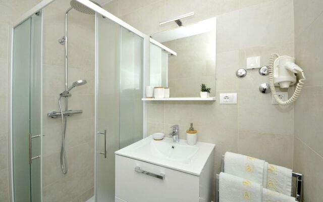 Villa Fani - Apartments and Rooms