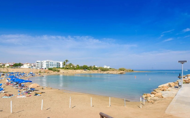 Sirena Bay Villa 7