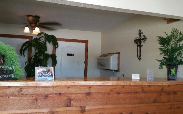 Texas Gold Lodges