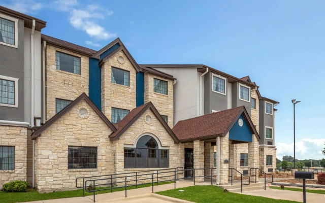 Microtel Inn & Suites by Wyndham Buda Austin South