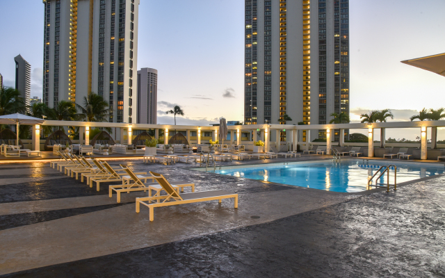 Ala Moana Hotel