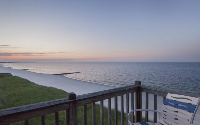 Ocean Mist Beach Hotel & Suites
