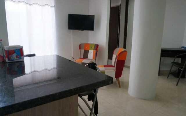 Apartamento 2 alcobas piso alto