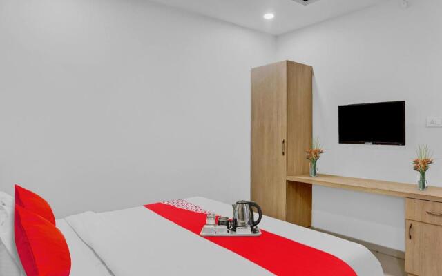 OYO Flagship 87781 Hotel Bluemoon