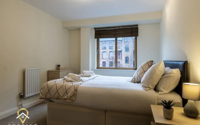 2 Bedroom Apartment in Superb Location