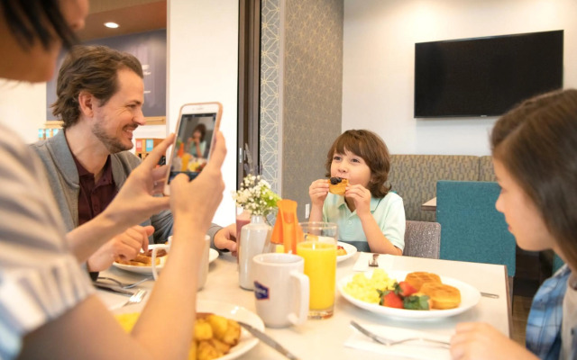Hampton Inn & Suites by Hilton Quebec City Beauport