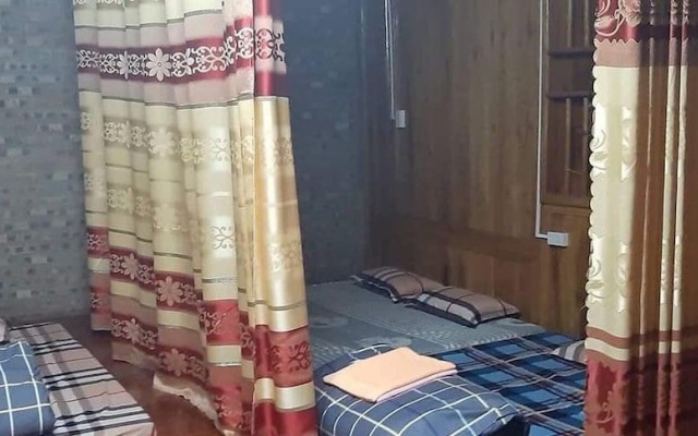 Homestay A San - Hostel – Guest Rooms – Dong Van