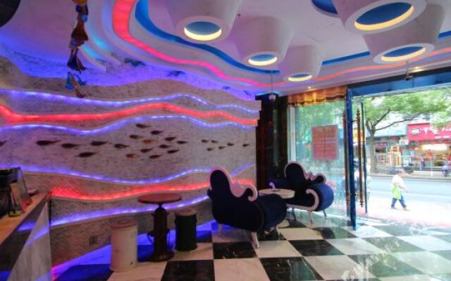 Qingzhu Beiyu Hotel (Shanghai Fudan University Guoquan Road Subway Station)