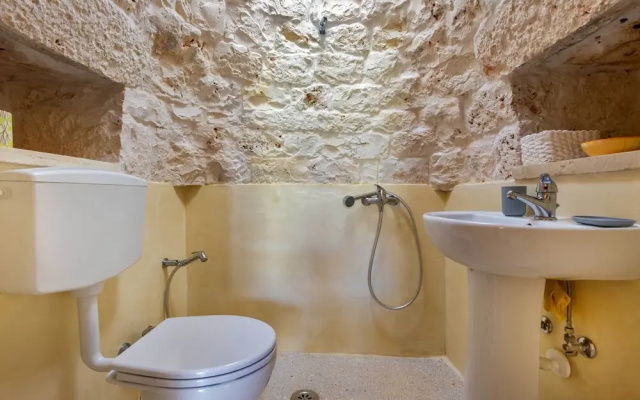 3745 Trullo Puspo by Barbarhouse
