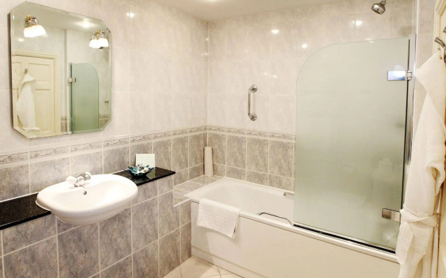 Swinfen Hall Hotel