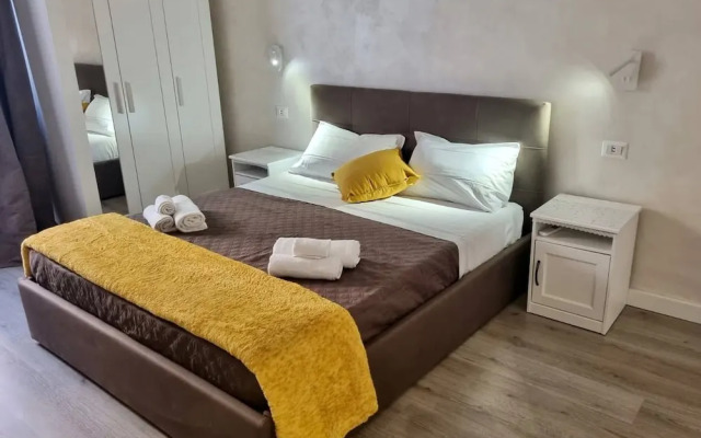 Apartment Near the Colosseum With Metro Line A a 2-minute Walk Away