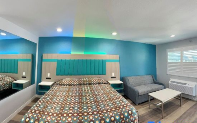 Royale Inn Motel