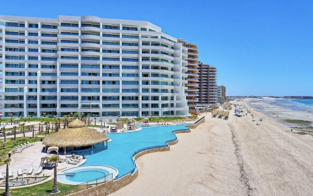 Luxury New Oceanfront Condo 5BR Sleeps 12