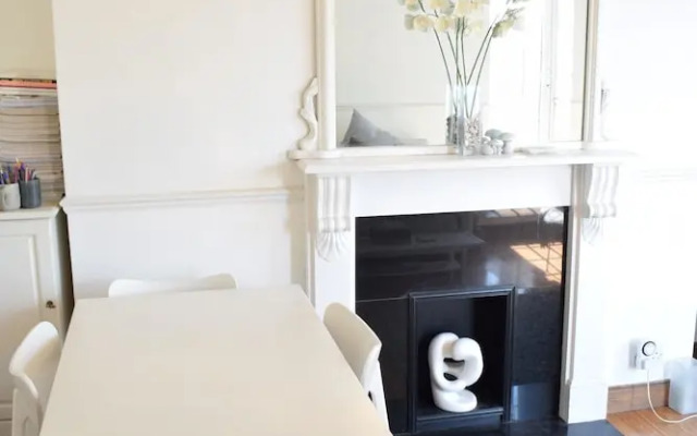 Sunny Flat Between Camden Town & Primrose Hill