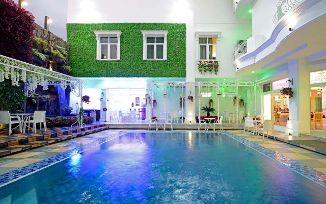 Sahira Butik Hotel Pakuan (Syariah Hotel)