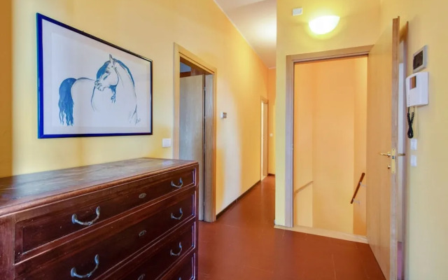 Holiday Home in Marciaga With Pool & Gulf Views