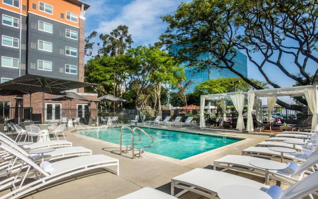 Cambria Hotel LAX