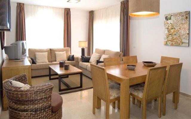 Apartamentos Atalayas de Riviera