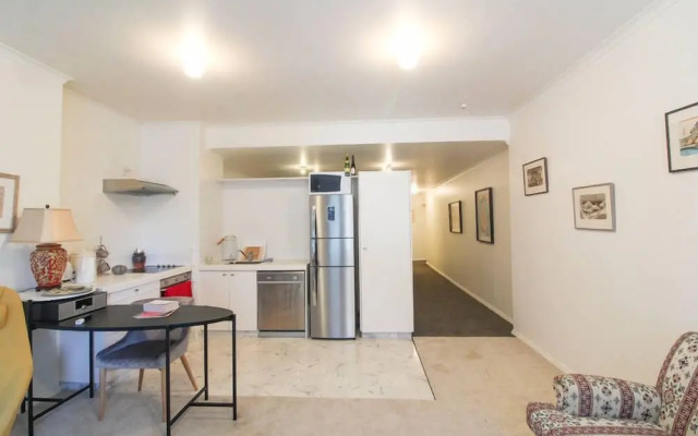 Funky Inner-City Apartment