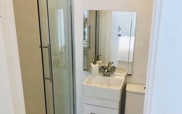 Fantastic Rooms in a Serviced Flat