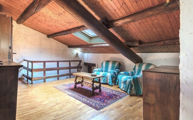 Exclusive Palazzo Schifanoia Apartment
