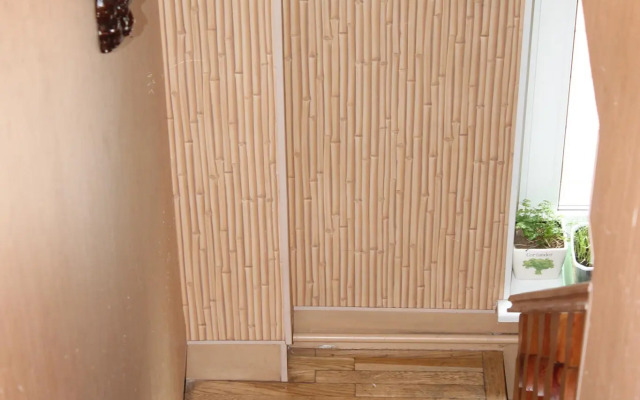 Guest house at 46 Lesnoy Prospekt