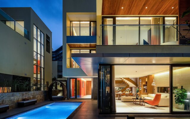 The Five Stars Villa