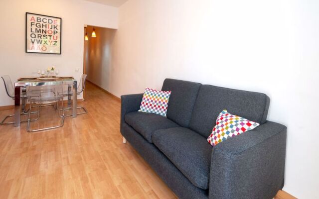 Barcelona Centric Apartment