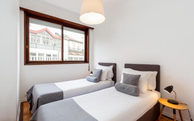 Feel Porto Stylish Flat III