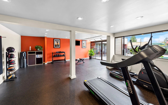 Best Western Cascadia Inn